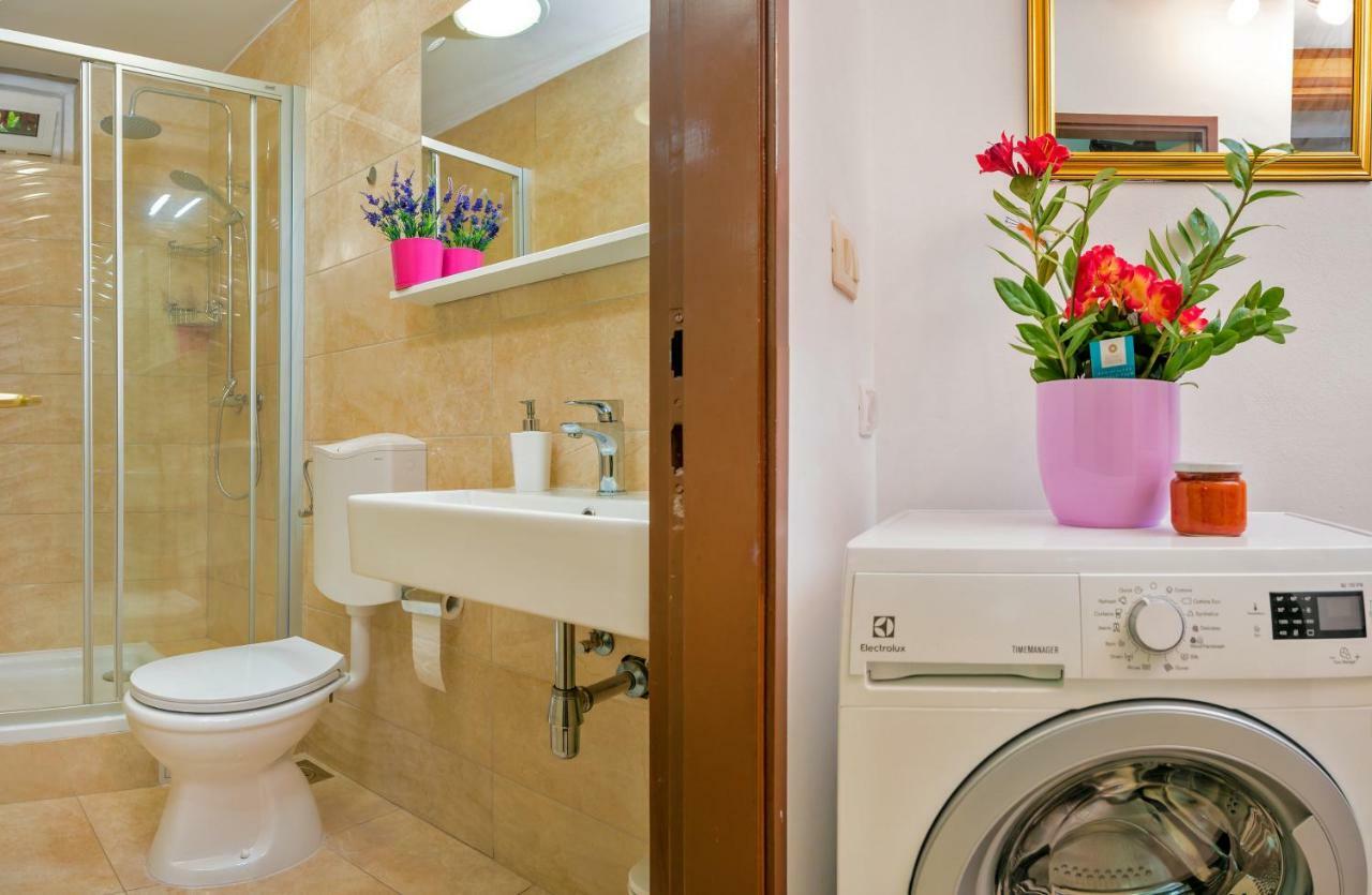 ספליט Apartments Emi מראה חיצוני תמונה